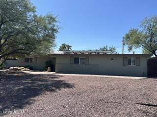 Just Listed! 405 Entrada Dentro Street, Tucson, AZ